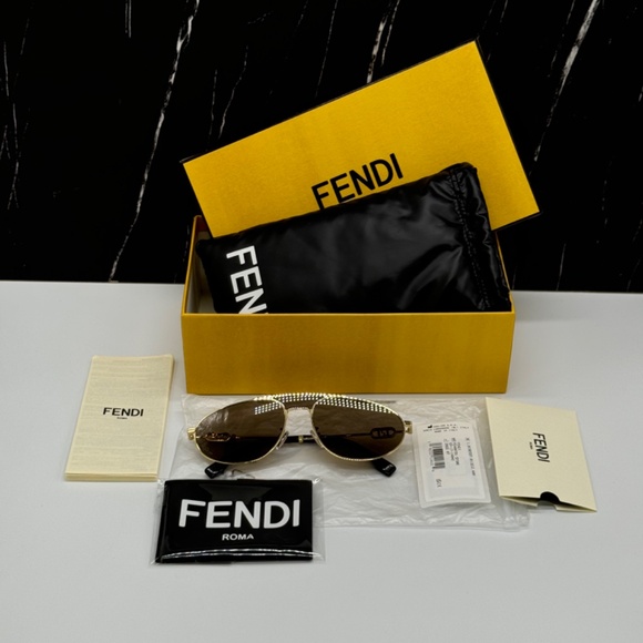 NEW FE40072U 30E FENDI GOLD BROWN OVAL UNISEX FENDI SUNGLASSES